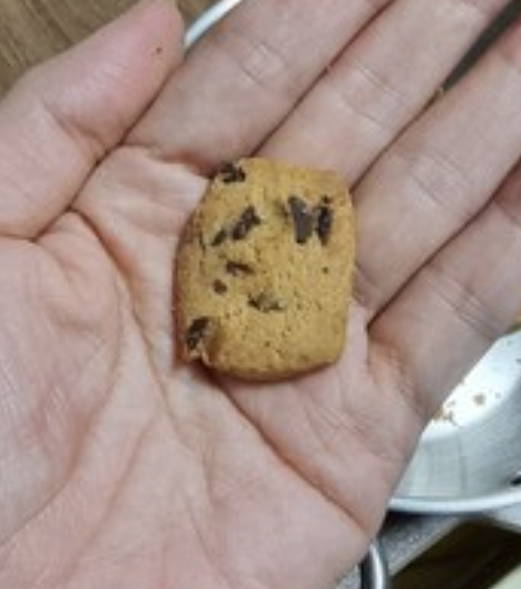 6 Mitsu Black and 6 Choco Chip Mini packs arranged in a 12-pack combo set