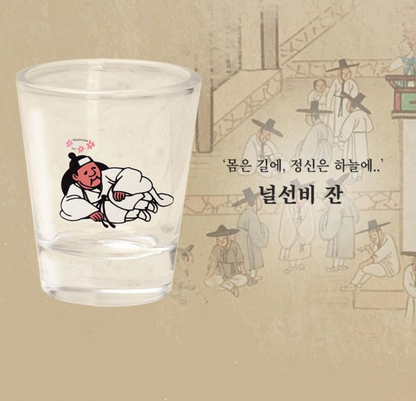 Kim Hongdo Color-Changing Korean Soju Glass Set (4pcs) – Heat Sensitive Shot Glasses Gift Set Inspired by Korean Art