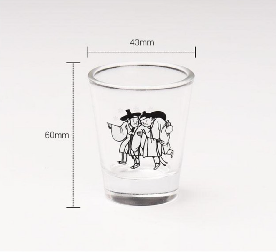 Kim Hongdo Color-Changing Korean Soju Glass Set (4pcs) – Heat Sensitive Shot Glasses Gift Set Inspired by Korean Art