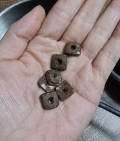 6 Mitsu Black and 6 Choco Chip Mini packs arranged in a 12-pack combo set